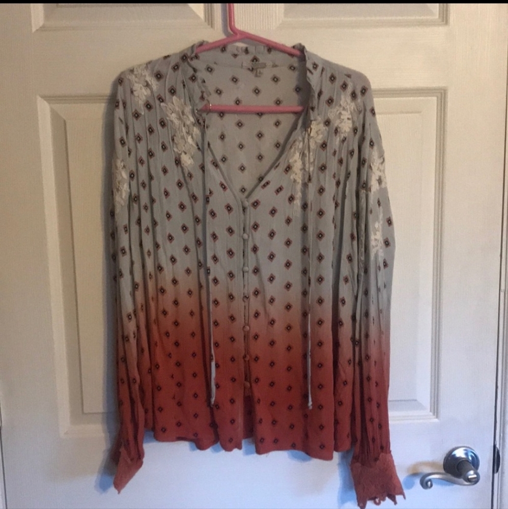 ISO THESE GIMMICKS TOPS PLEASE** - Picture 7 of 7